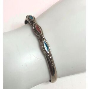 1510 Southwest style faux turquoise faux coral Silver tone cuff bracelet 6"